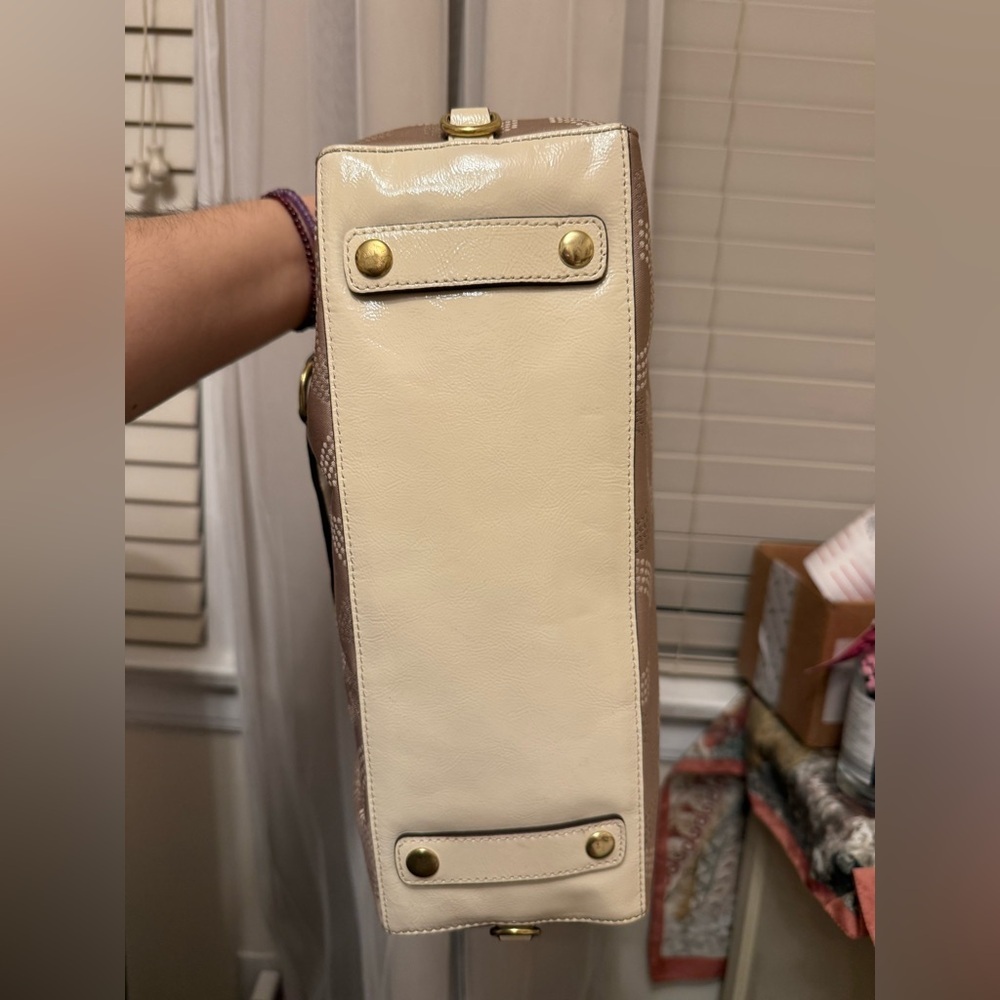 Coach  Ashley Taupe Signature Satchel with Cream Leather Trim - Picture 7 of 11